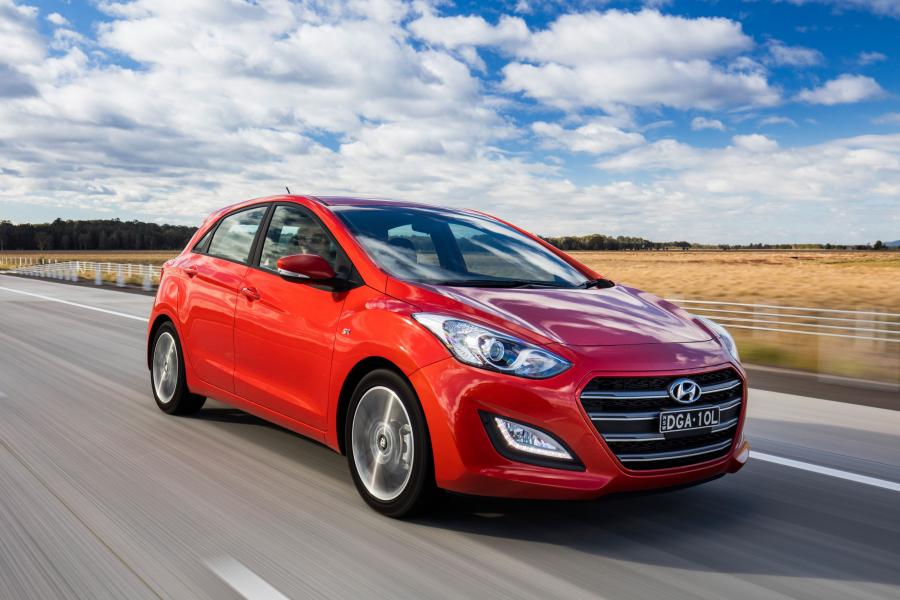  Hyundai i30 SR 2016 года  (фото 10 из 23)
